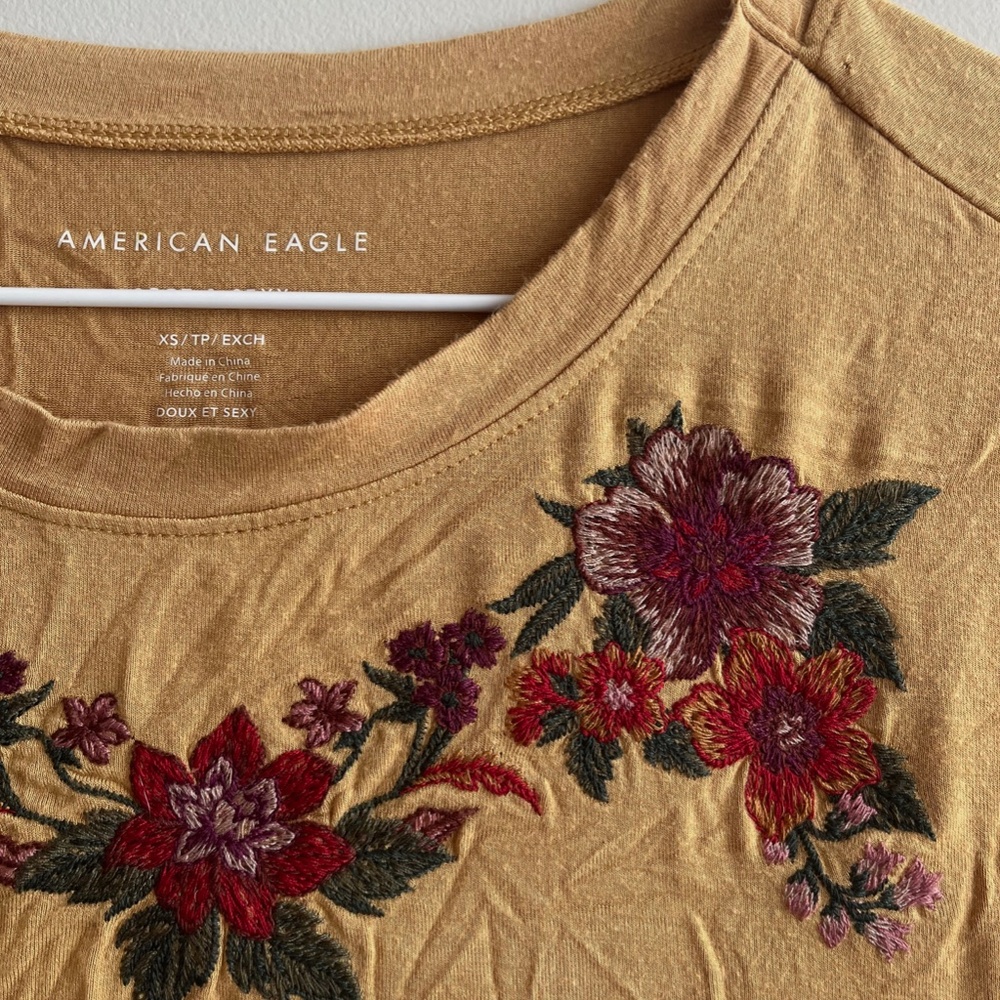 American Eagle Soft & Sexy Shirt - Picture 2 of 4